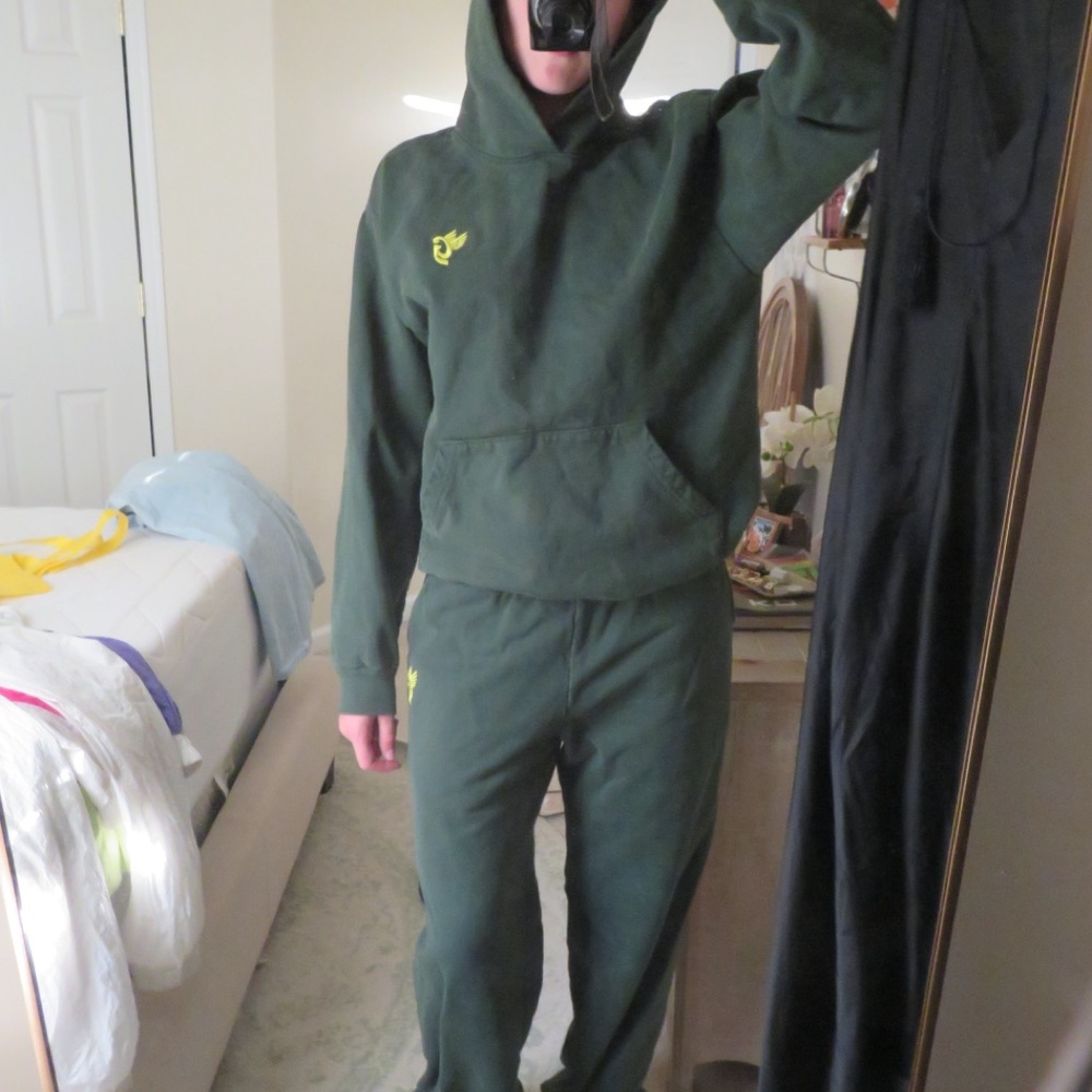 Green Sweat Set